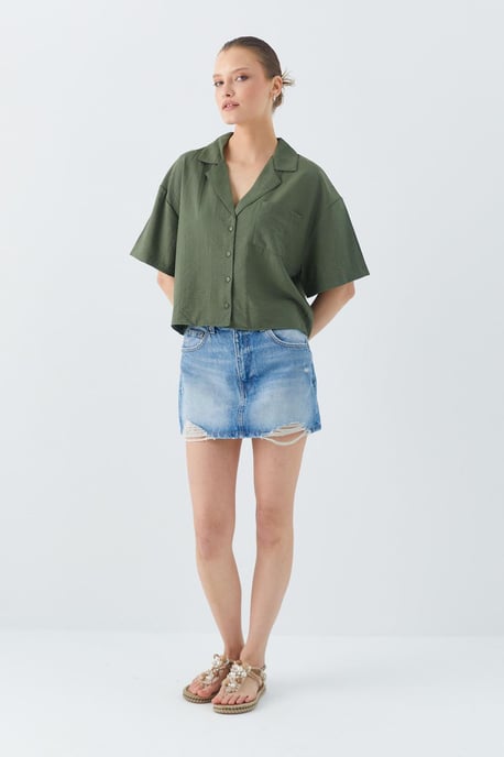 Losse Pasvorm Knopshirt met Korte Mouwen en Zak - Image 2
