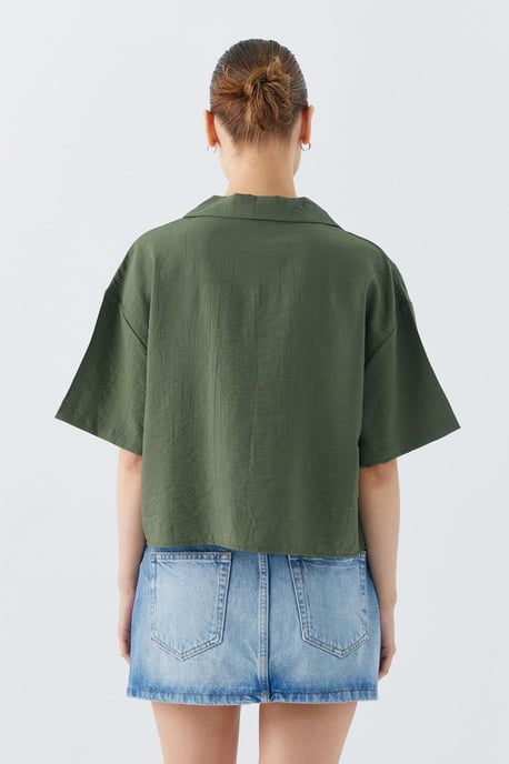 Losse Pasvorm Knopshirt met Korte Mouwen en Zak - Image 6