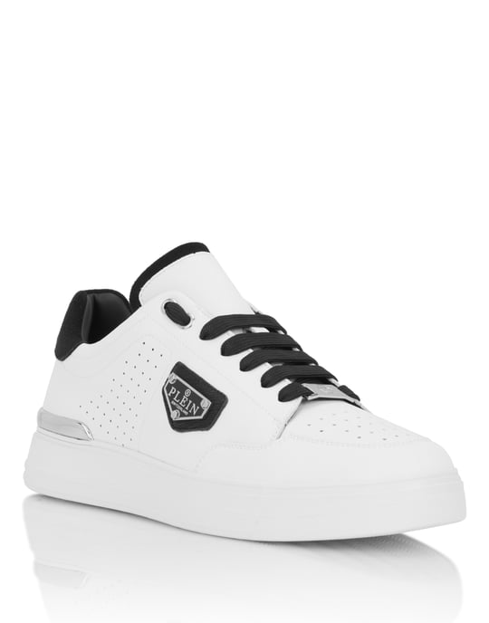 Lo-Top Sneakers - Image 1