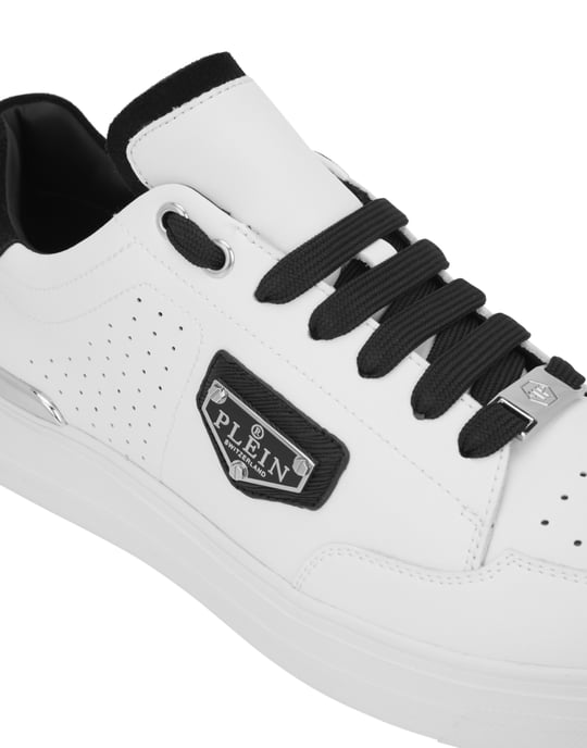 Lo-Top Sneakers - Image 2