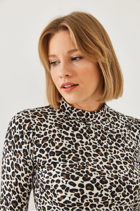 Luxe Leoprint Fitted Lange Mouw Crop Blouse met Halve Col - Image 3