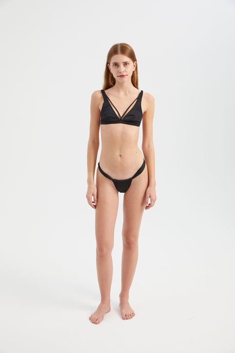 Effen Strapless Triangle Bikini Set met Braziliaanse Bovenkant - Image 2
