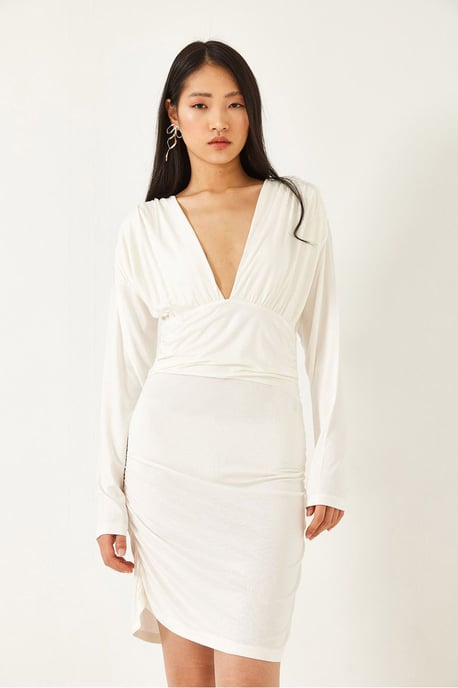 Bodycon Mini-jurk met Rimpeldetails en V-hals - Image 3