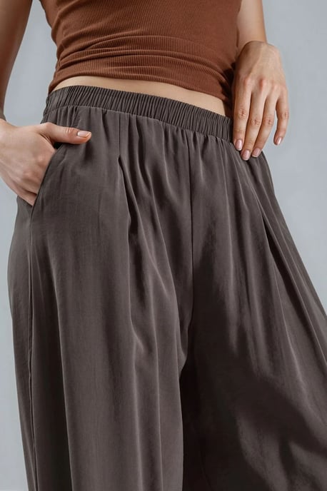 Brede Pijpen Plissé Broek - Image 5