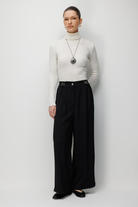 Hoge Taille Wijde Pantalon met Accessoire Detail - Image 3