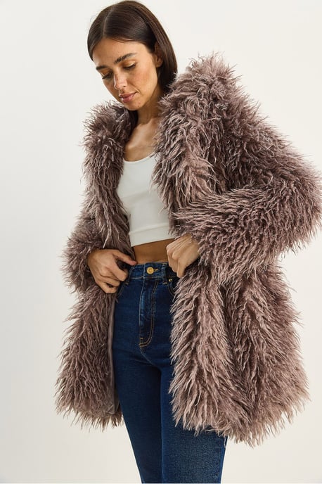 Oversized Hoody Faux Fur Jacket - Image 3