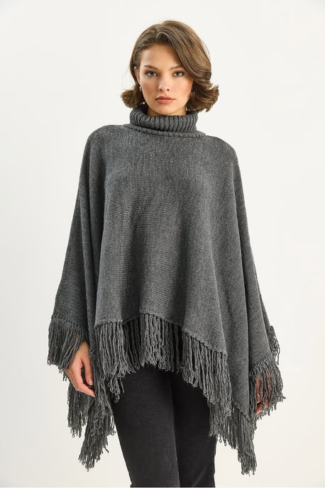 Coltrui Poncho - Image 2