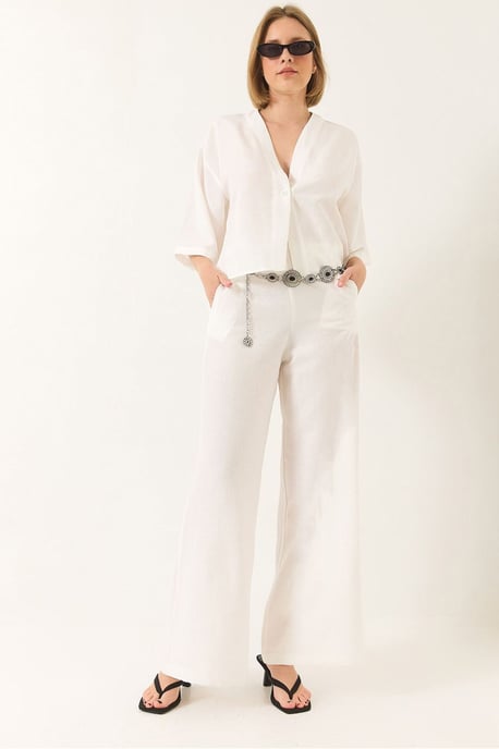 V-hals Tuniek en Wijde Pantalon Twee-Delige Set - Image 1