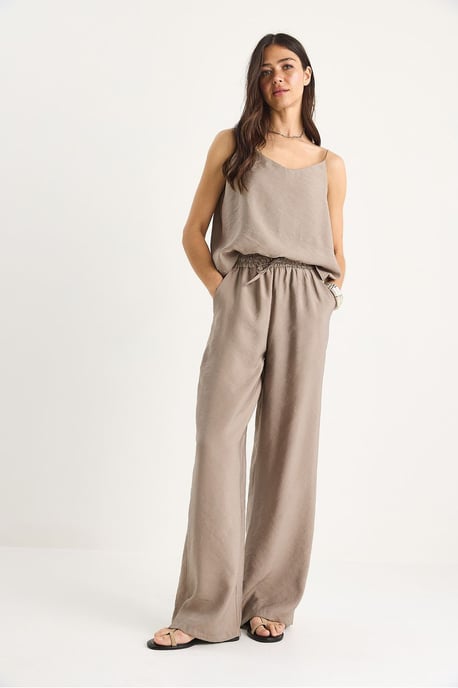 Mouwloze Camisole en Wijde Pantalon Coördinaten Set - Image 4