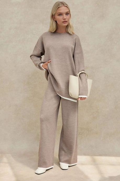Trui & Wijde Pantalon Gebreide Co-ord Set - Image 1