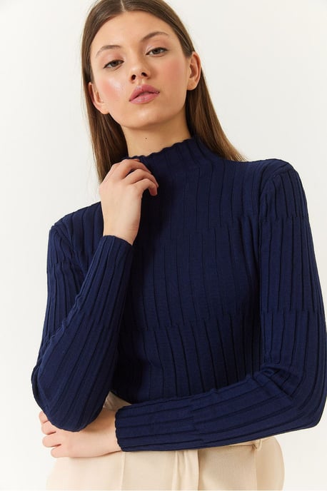 Gefitte Ribbeld Turtleneck Trui - Image 4
