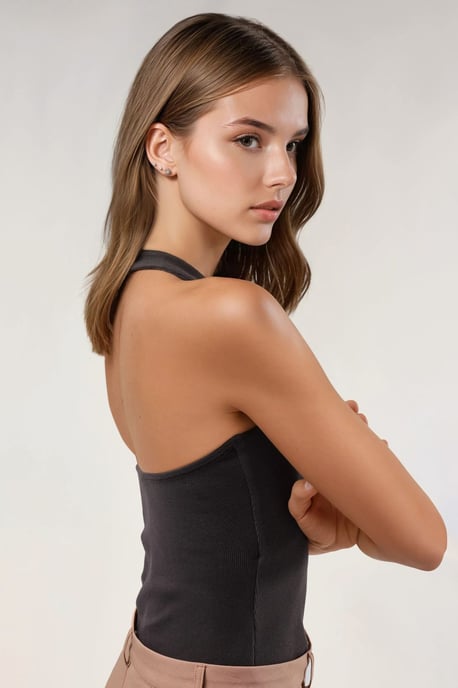 Getailleerde Halter Nek Brei Top - Image 4