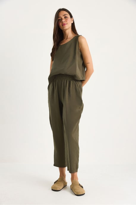 Mouwloze Crew Neck Blouse en Carrof Fıt Broekset - Image 4