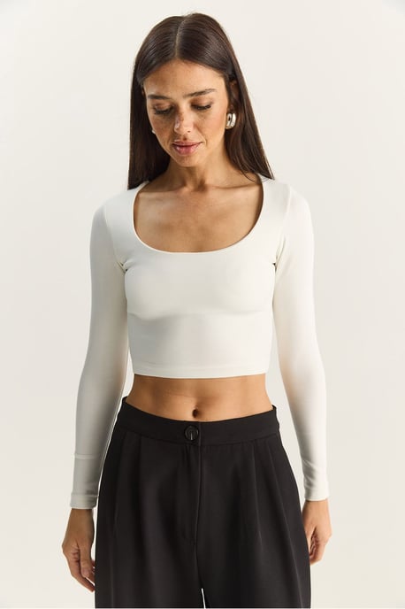 Basis Crop Top - Image 3