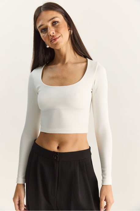 Basis Crop Top - Image 5