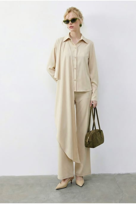 Sjaal Gedetailleerde Blouse en Hoge Taille Wijde Pantalon Twee-Delige Set - Image 3
