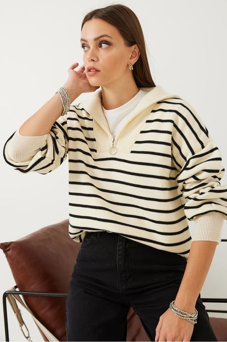 Gestreepte Boxy Crop Trui met Ritskraag - Image 2