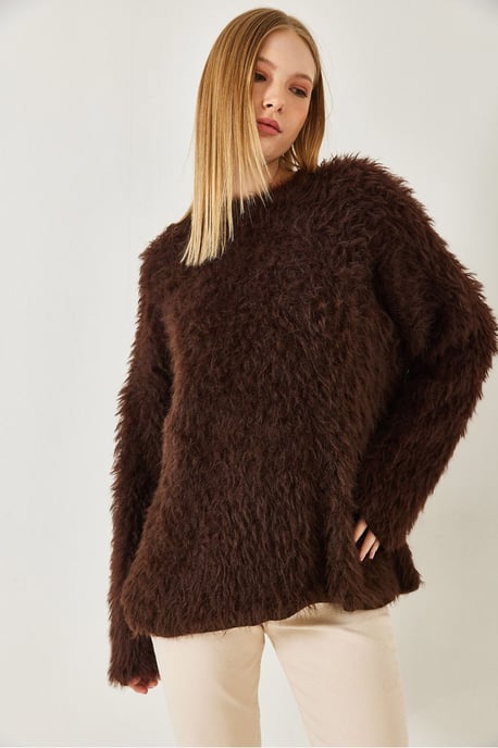 Oversized Gewoven Trui met Pluche Detail - Image 4