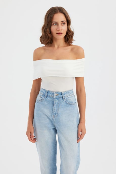 Off-Shoulder Gerimpelde Bodycon Crop Top - Image 1