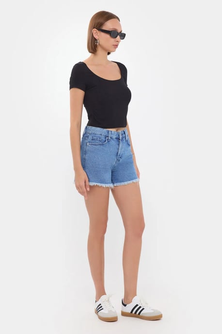 Scoop Nek Crop Top - Image 3