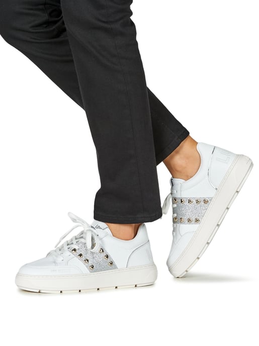 Stoere sneakers met studs (maat 40) - Image 6