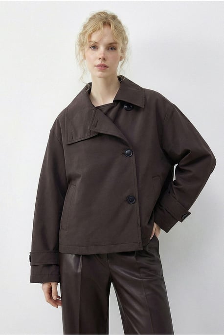Korte Mandarin Kraag Trenchcoat - Image 3