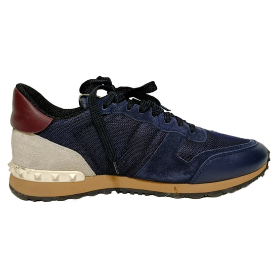 Valentino Garavani Rockrunner sneakers in marineblauw met gemengde technieken. - Image 1