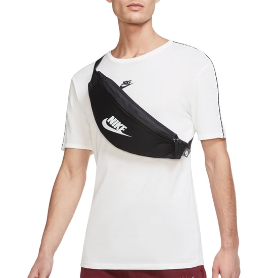 Nike Polyester heuptasje met erfgoedlogo (Zwart) - Image 4