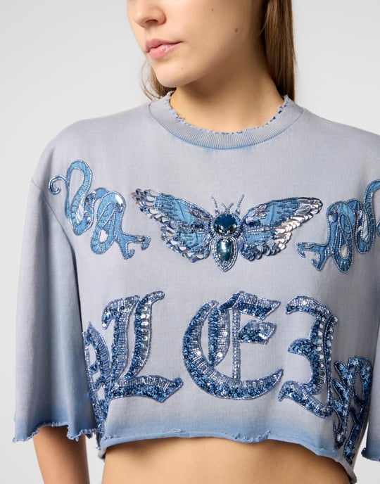 Cropped T-Shirt Butterfly Tattoo - Image 3