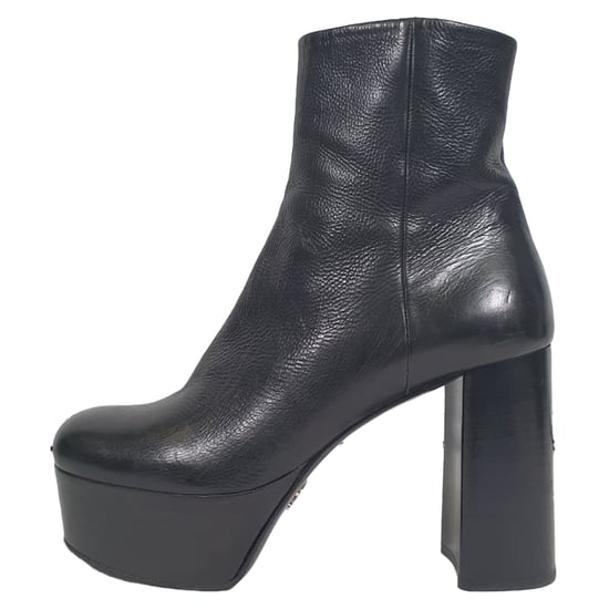Prada Platform Enkellaarsjes in Zwart Leer - Image 3