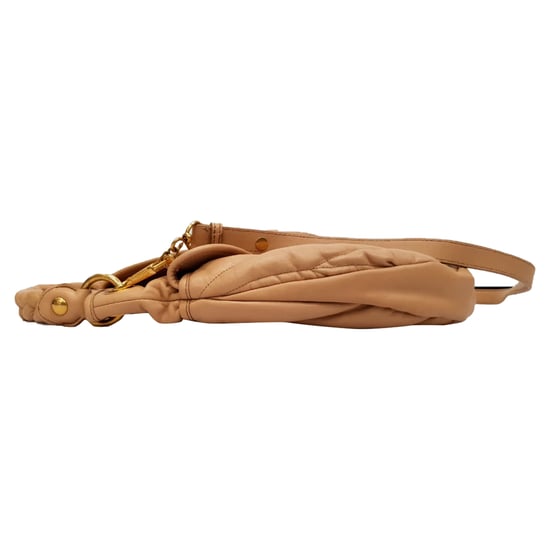 Miu Miu Matelassé Coffer Hobo Tas in Beige Leer - Image 3