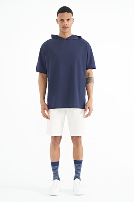 Oversized Hooded T-Shirt met Accessoire Details - Image 2