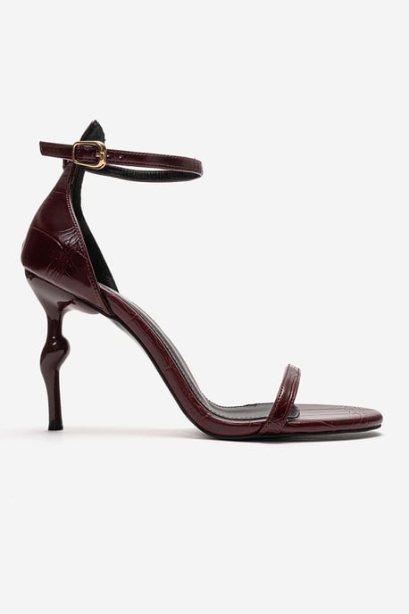 Yelena Pump met Enkelbandje en Stilettohak - Image 4