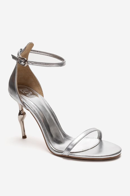 Yelena Pump met Enkelbandje en Stilettohak - Image 5