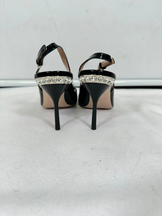 Miu Miu Versierde Slingback Pumps in Zwart Patentleer - Image 2
