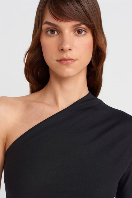 Off-shoulder Cut-out Slim-fit Blouse - Image 3