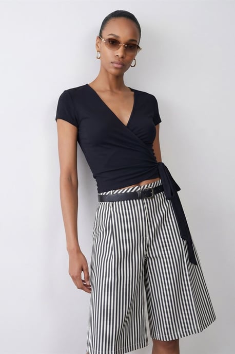 Crop Wrap Blouse met Strikdetail - Image 4