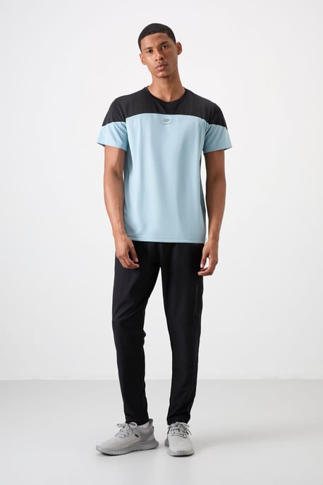 Heren T-shirt met kleurafwisseling en ronde hals - Image 2