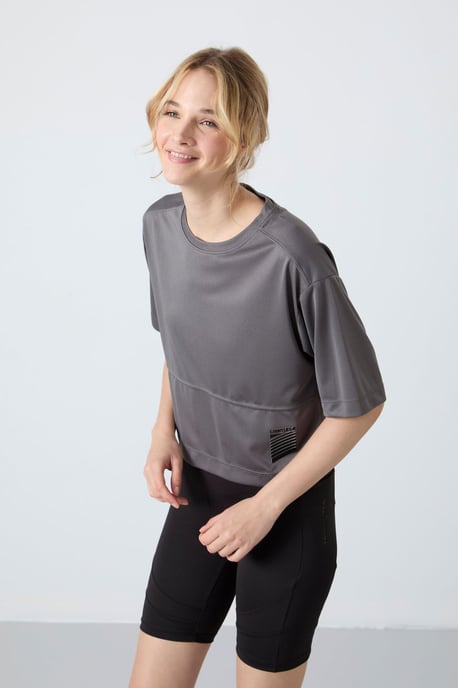 Oversized polyester t-shirt met ronde hals en zak - Image 2