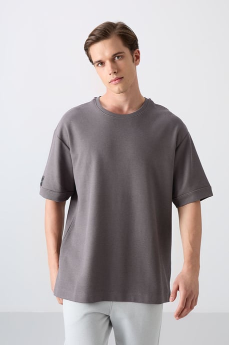 Heren Oversized Crew Neck T-Shirt Met Patch - Image 1