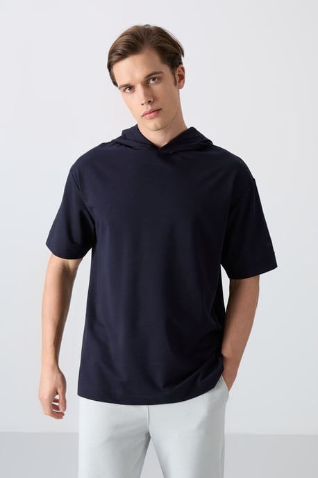 Oversized Hoodie T-shirt met Korte Mouwen - Image 4