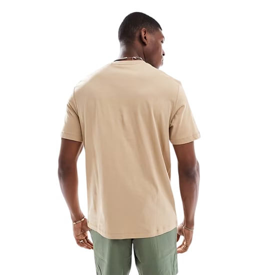 Hugo Heren Dusplit Tonaal Logo T-Shirt (Zand) - Image 3