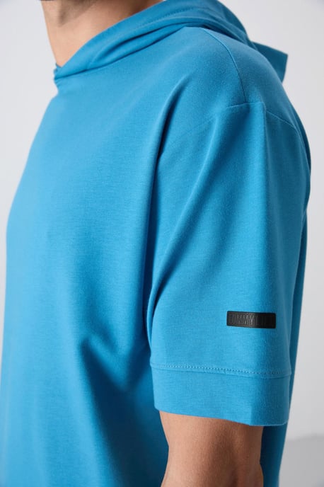 Oversized Hoodie T-Shirt met Korte Mouwen - Image 3