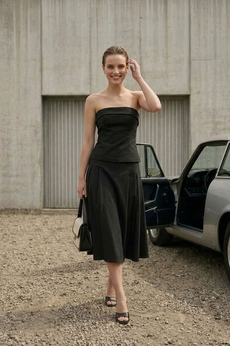 Strapless Blouse en Hoge Taille Midi Rok Set - Image 5