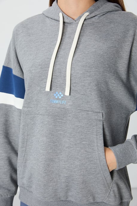 Overmaatse kleurblok hoodie met zak - Image 2