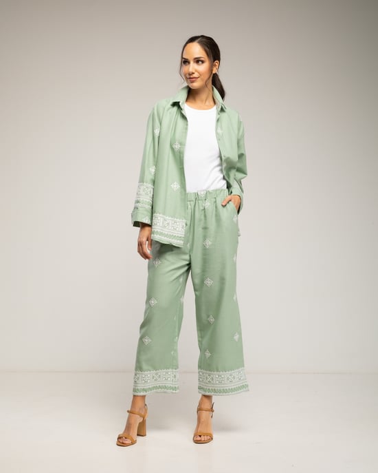 Set van geborduurd overhemd en broek, met elastische taille en zakken - Image 1