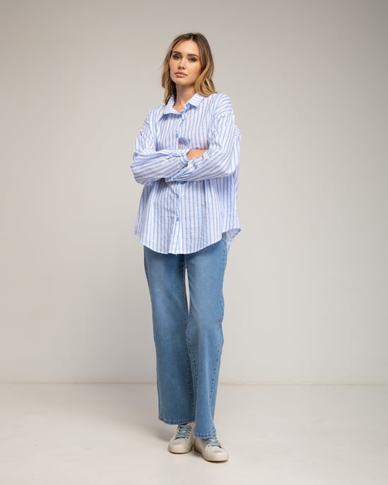 Losvallende gestreepte blouse met geschulpte rand aan de mouw - Image 4