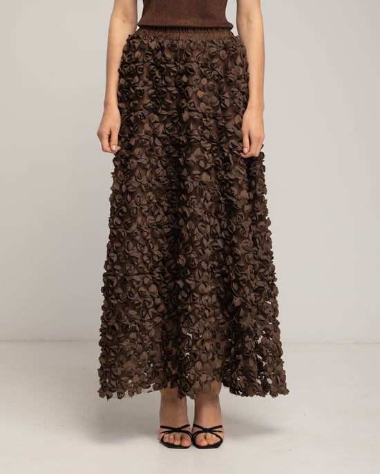 Lange A-lijn rok van organza met bloemen en een elastische taille. - Image 2