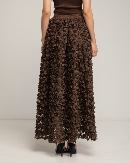 Lange A-lijn rok van organza met bloemen en een elastische taille. - Image 3