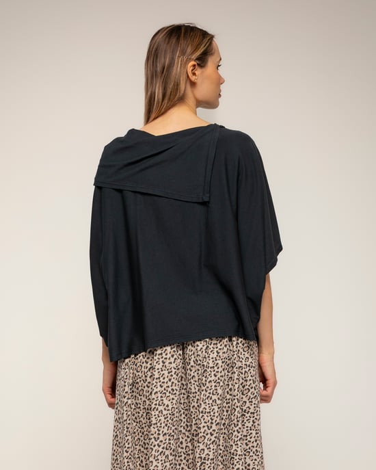 T-shirt met vleermuismouwen en boothals met omslag - Image 2